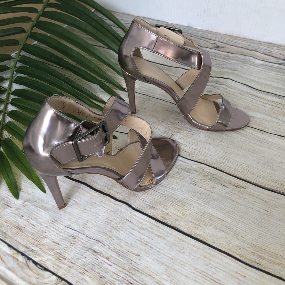 Calvin Klein Sharise Crisscross Sandal 7.5 - Picture 3 of 12